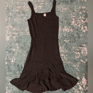 H&M grey dress size US 4